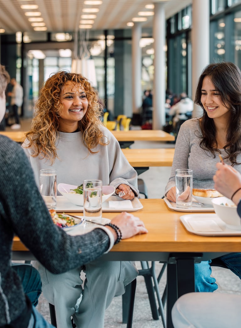 Unser gastronomisches Angebot beinhaltet auch Lösungen für Schulen oder Universitäten. 