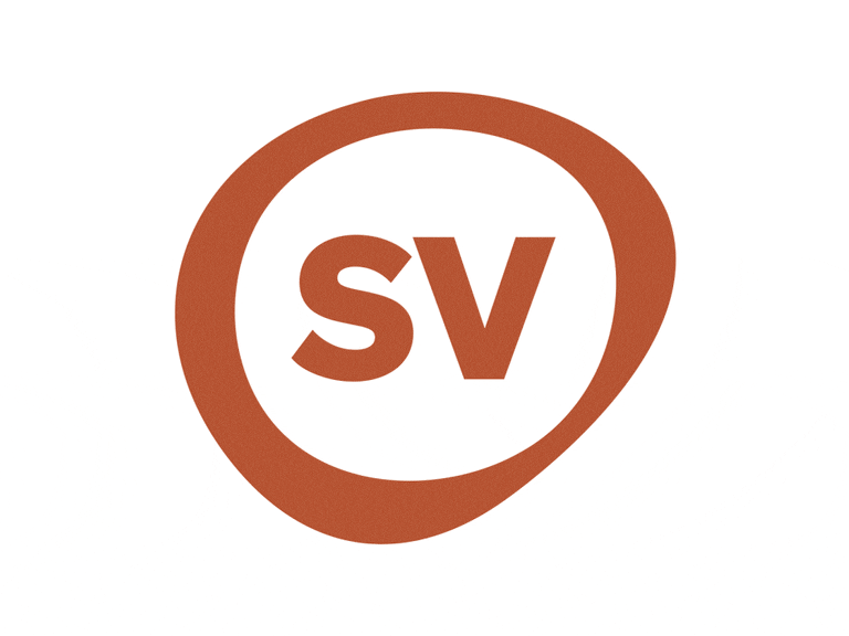 Rotes SV-Logo auf weissem Hintergrund.