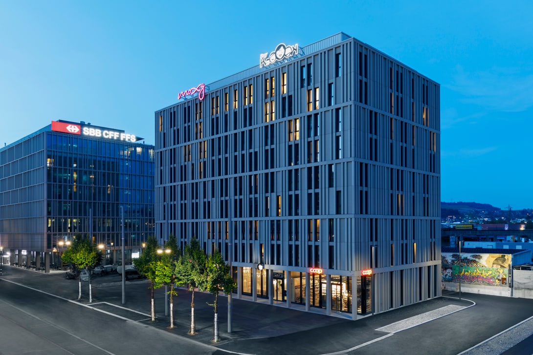 Das erste Stay Kooook steht in Bern Wankdorf im gleichen Gebäude wie das Moxy Bern. 